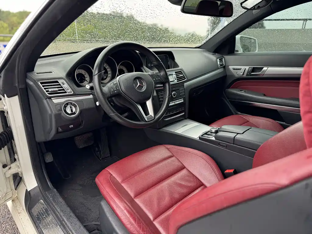 Mercedes-Benz E-Class 2015 — фото 12