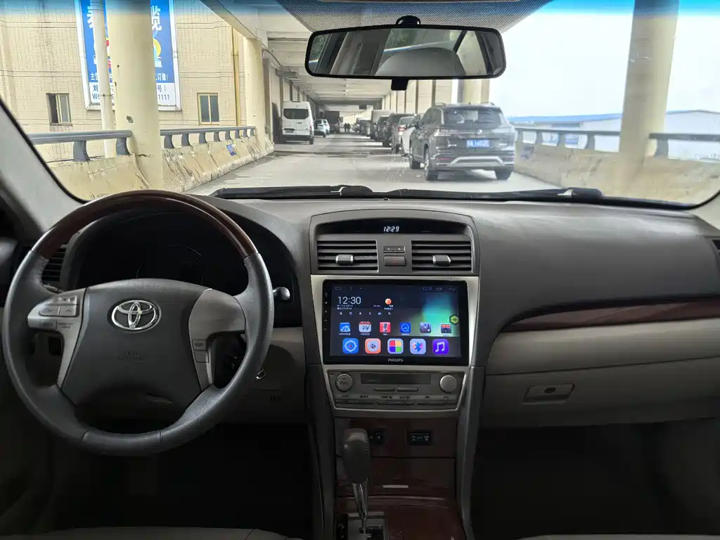 Toyota Camry 2013 — фото 45
