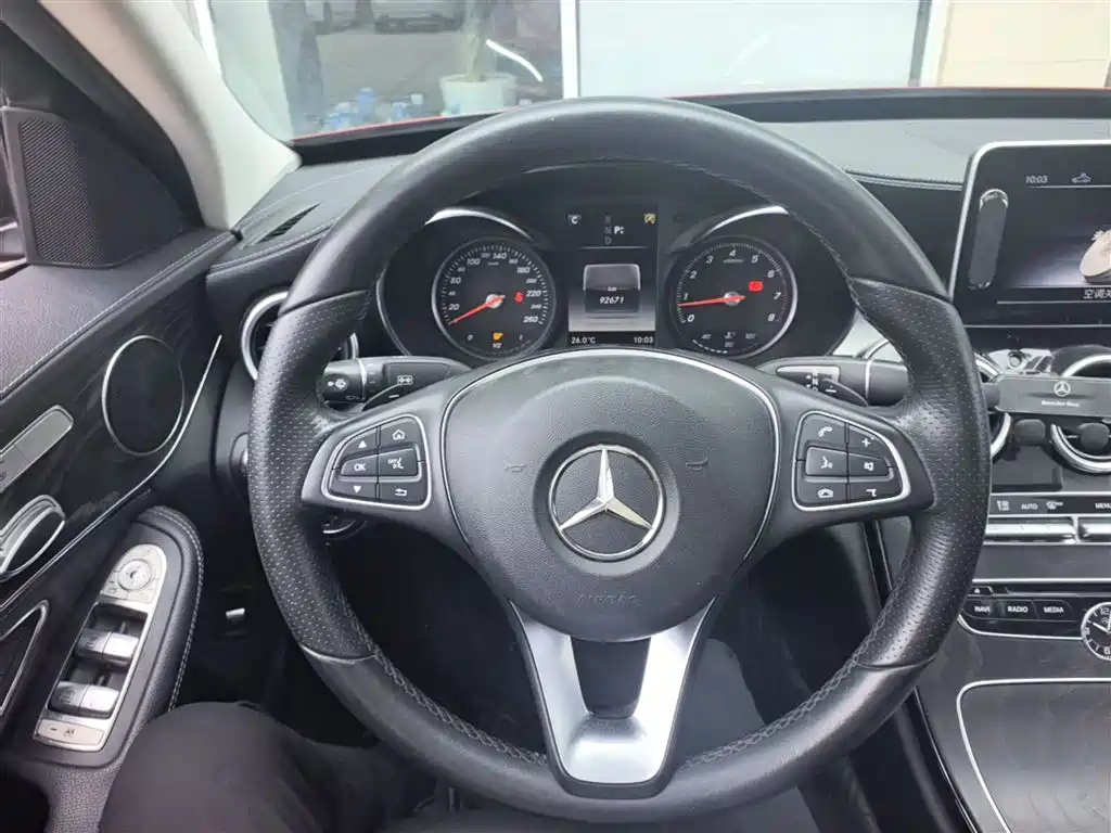 Mercedes-Benz C-Class 2018 — фото 11