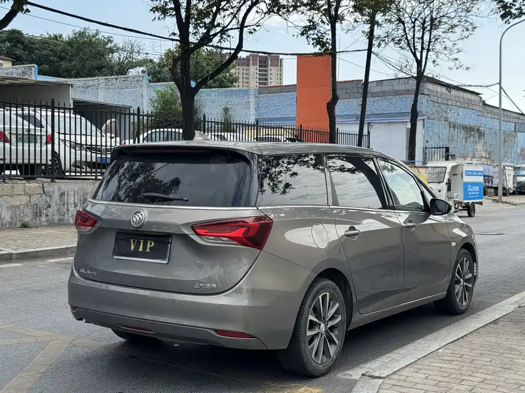 Buick GL6 2018