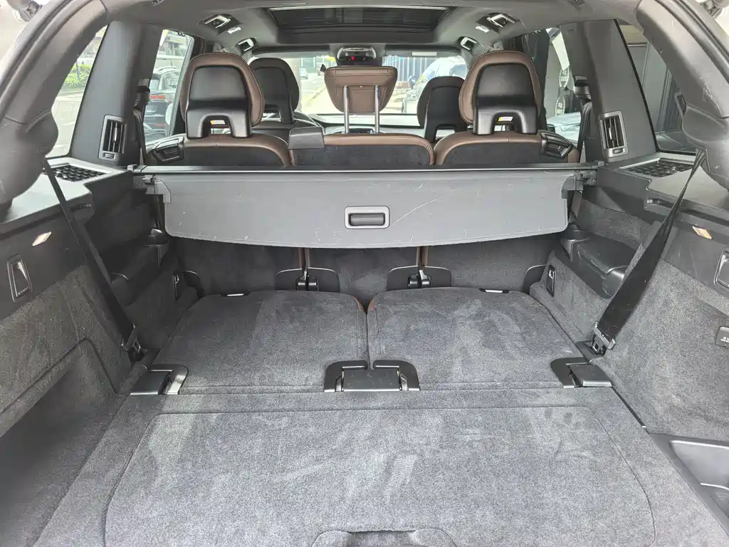 Volvo XC90 2021 — фото 14