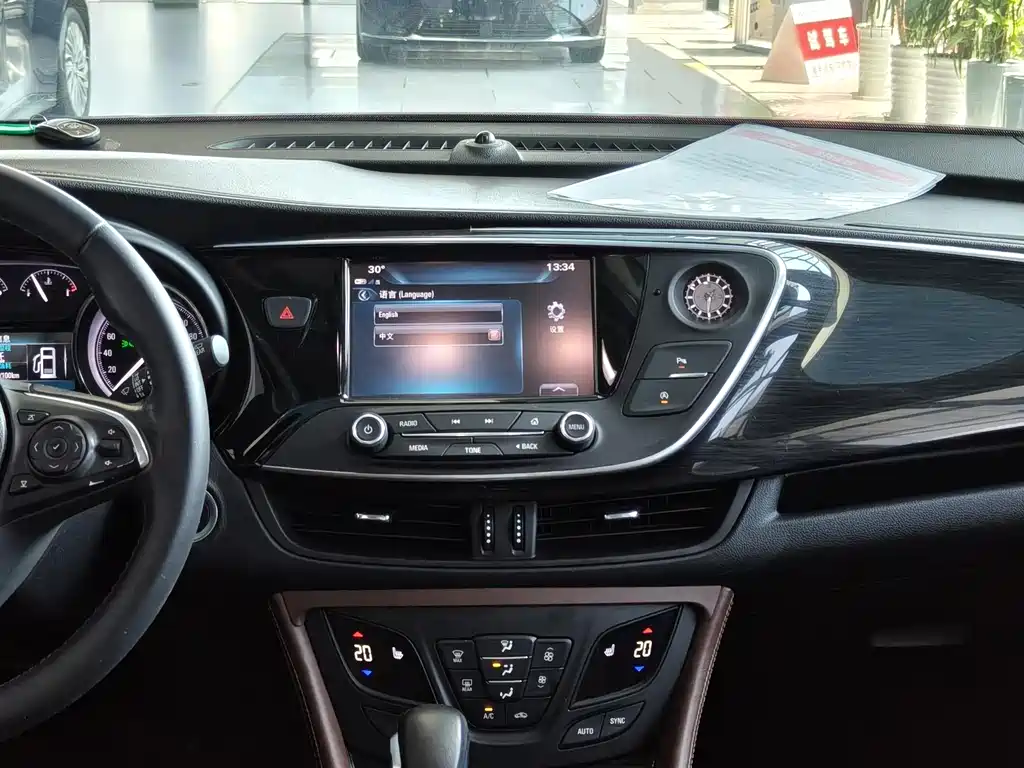Buick Envision Plus 2018 — фото 11