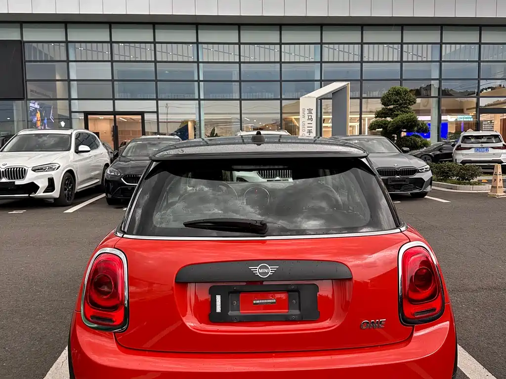 MINI Mini 2019