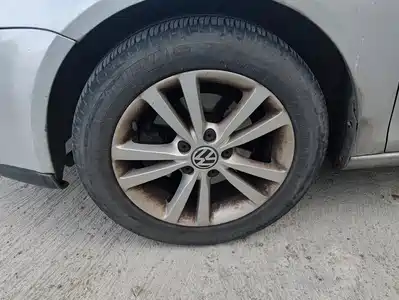 Volkswagen Sagitar 2011