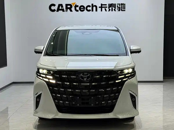 Toyota Alphard 2024