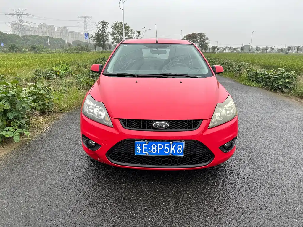 Ford Focus 2015 — фото 2