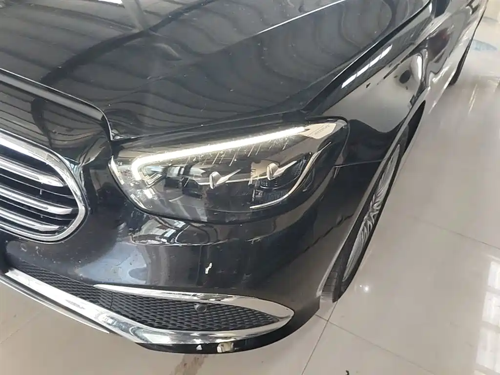 Mercedes-Benz E-Class 2022 — фото 24