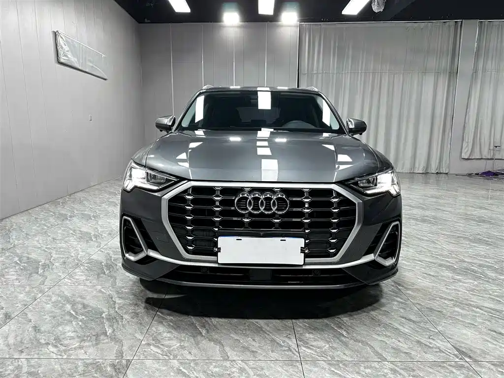 Audi Q3 2022