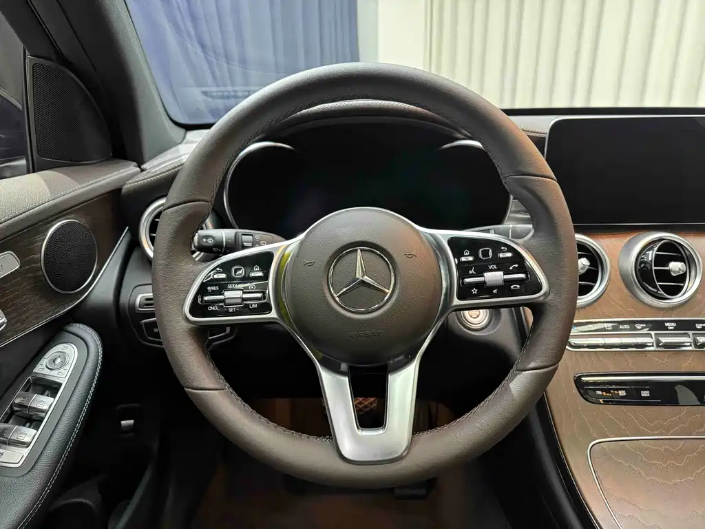 Mercedes-Benz GLC 2022 — фото 20