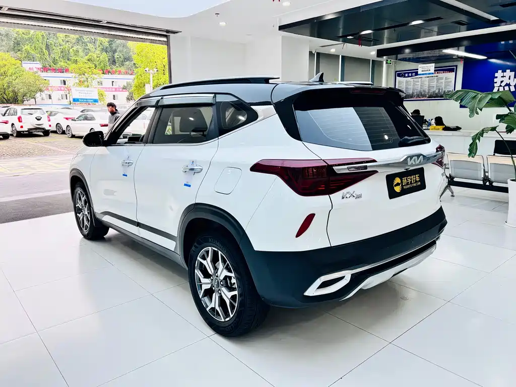 Kia KX3 2022 — фото 6