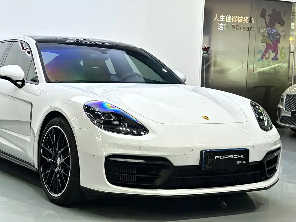 Porsche Panamera 2021 — фото 10