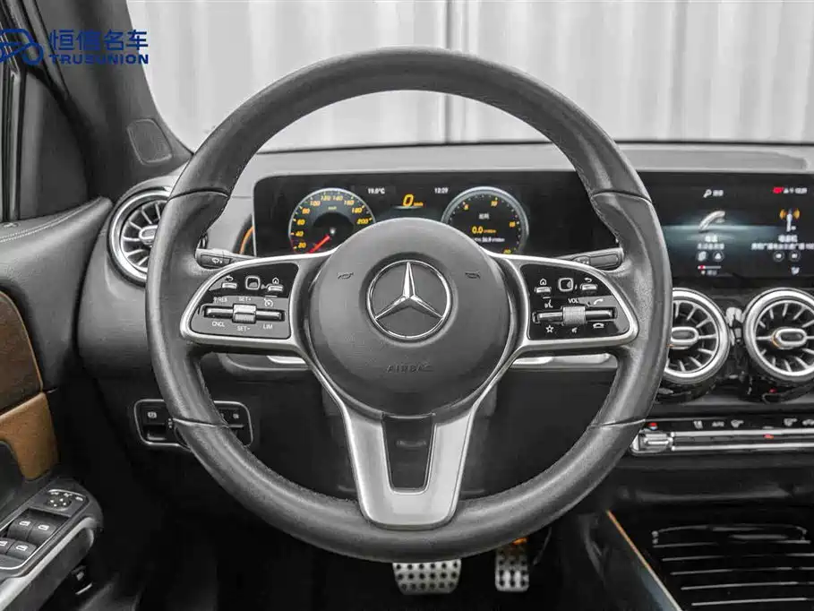 Mercedes-Benz GLB 2020 — фото 17