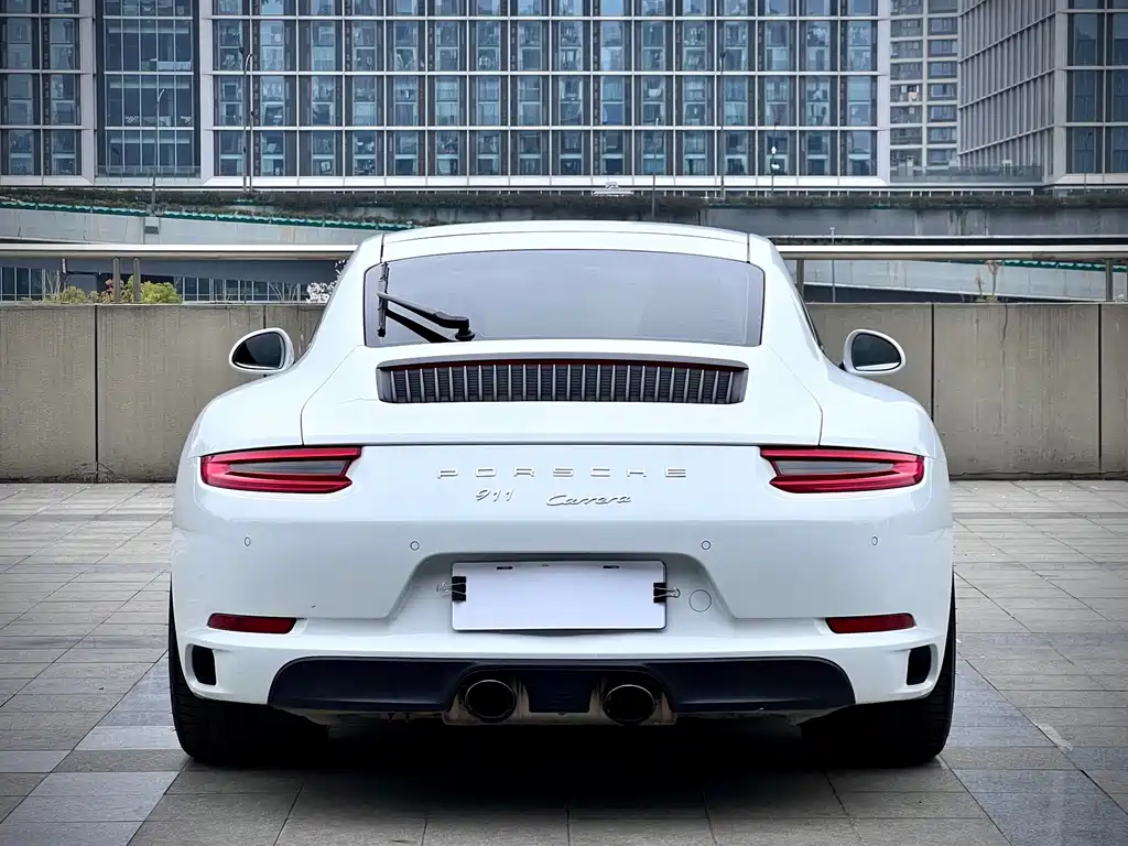 Porsche 911 2018 — фото 6