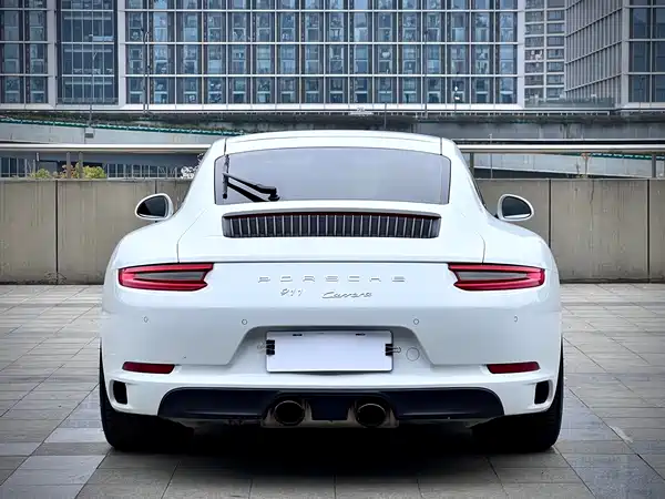 Porsche 911 2018
