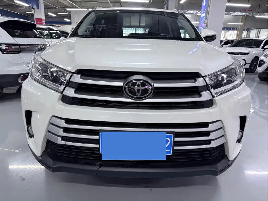 Toyota Highlander 2018 — фото 2