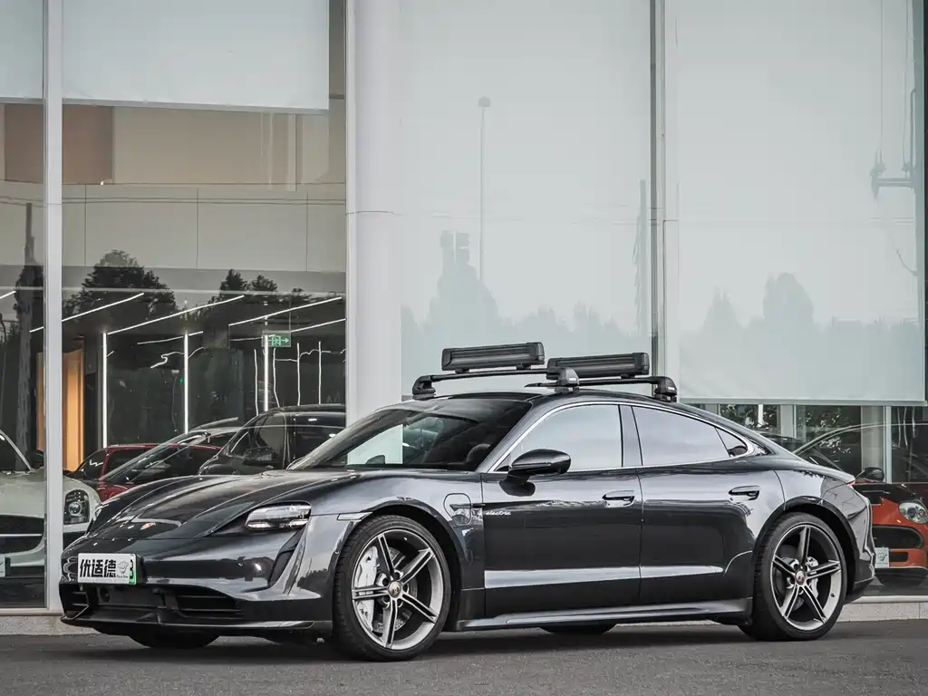 Porsche Taycan 2020