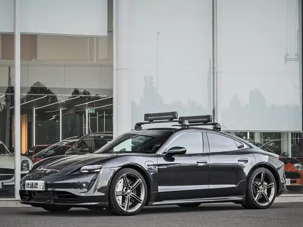 Porsche Taycan 2020