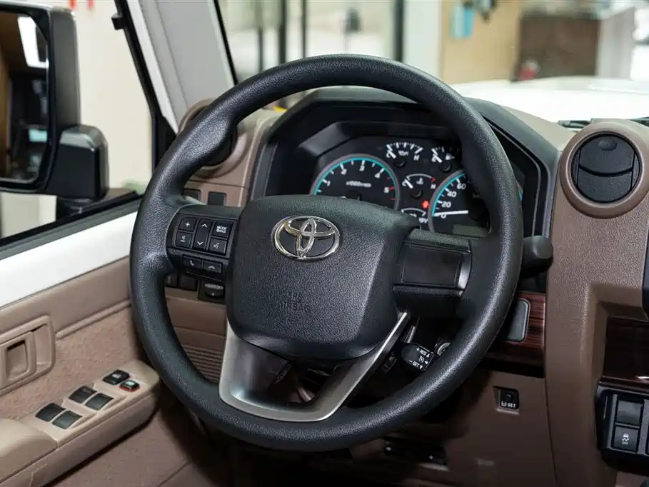 Toyota Land Cruiser 2026 — фото 12