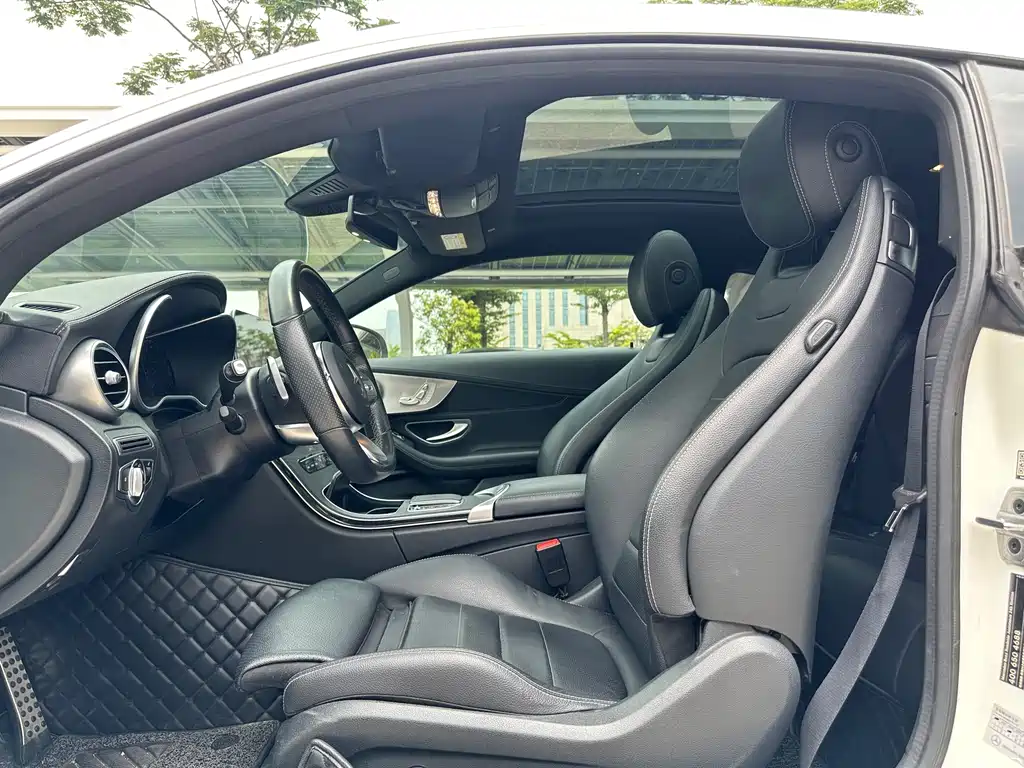 Mercedes-Benz C-Class 2019 — фото 11