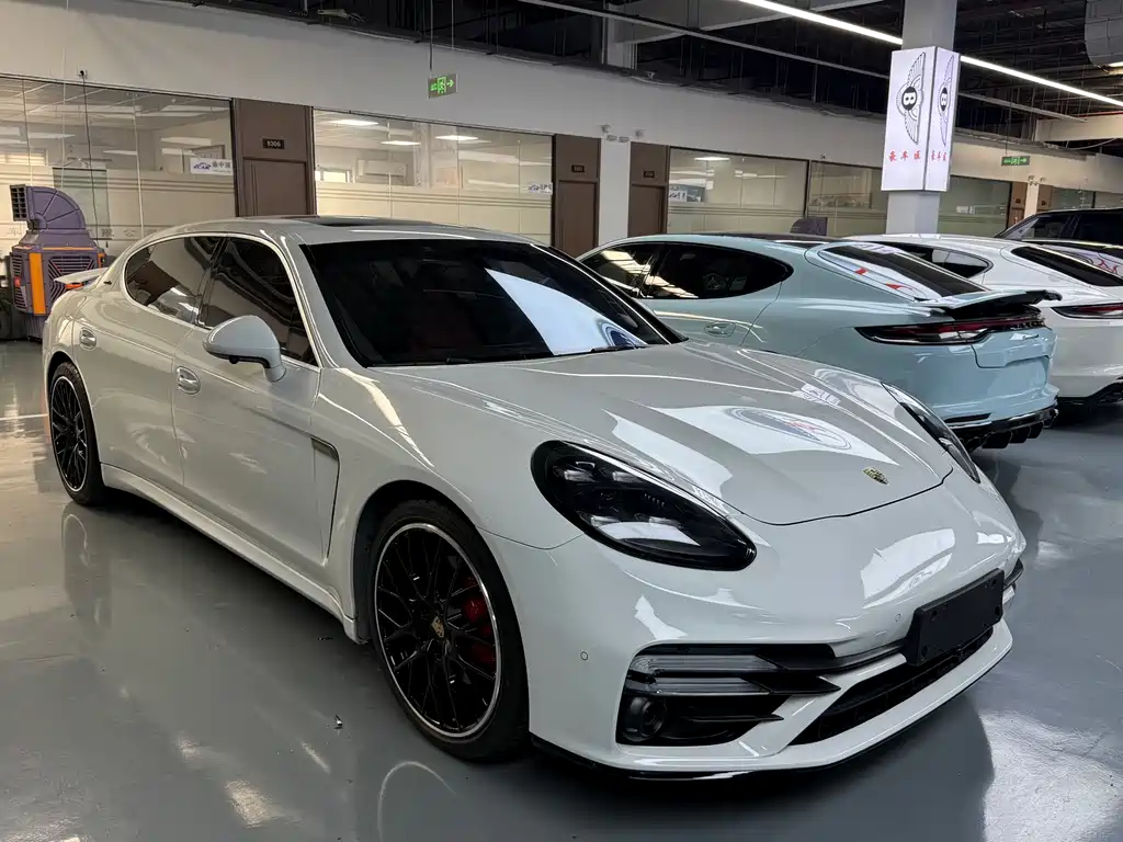 Porsche Panamera 2015