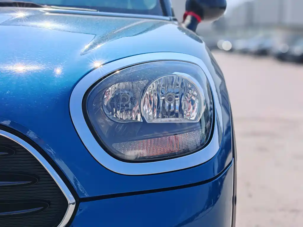 MINI Countryman 2018 — фото 9