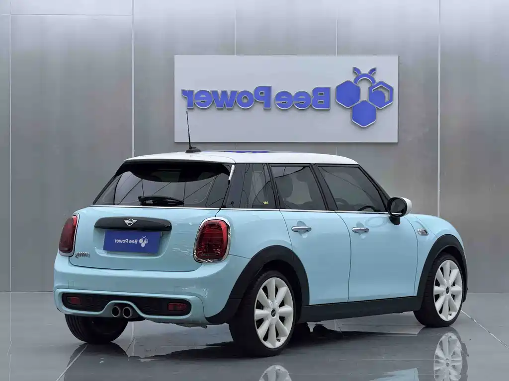 MINI MINI 2021