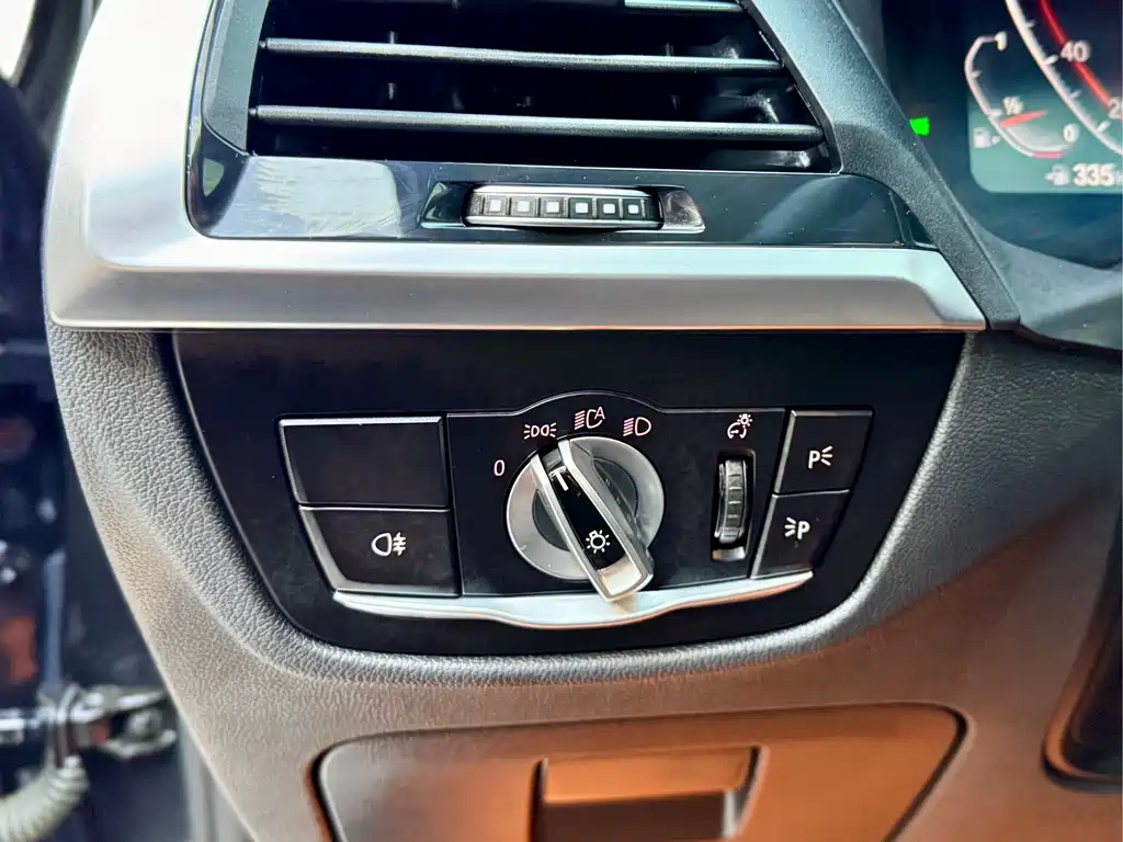 BMW X3 2021 — фото 13