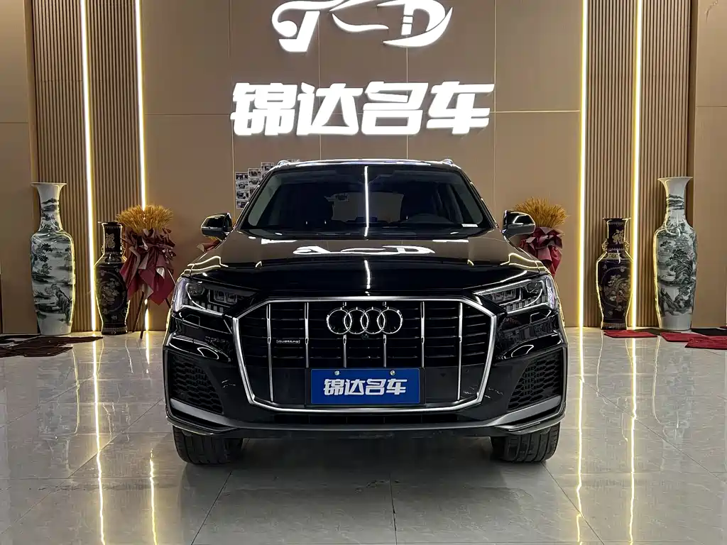 Audi Q7 2023 — фото 2