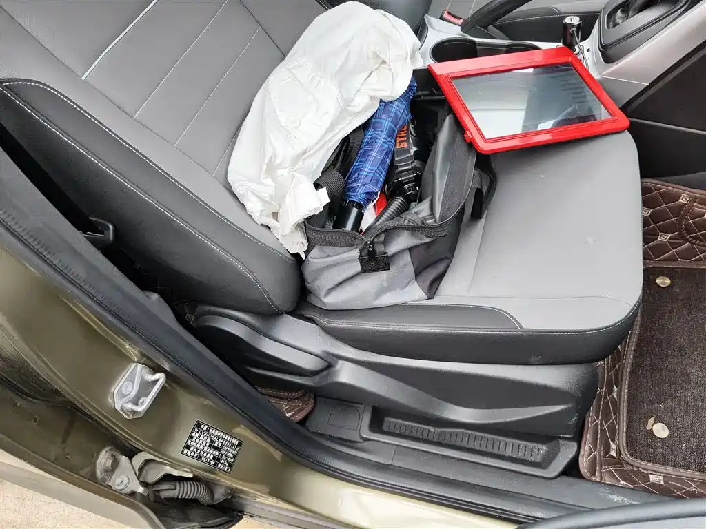 Ford Kuga 2015 — фото 20