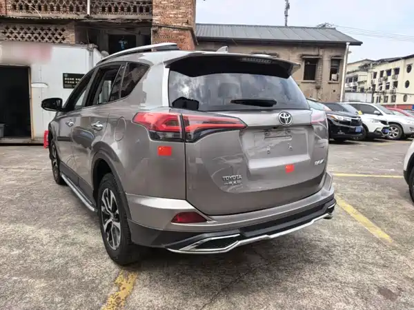 Toyota RAV4 2016