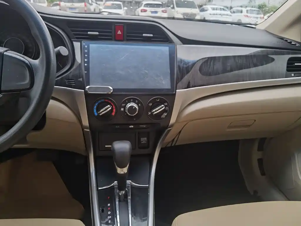 Honda Crider 2015 — фото 12