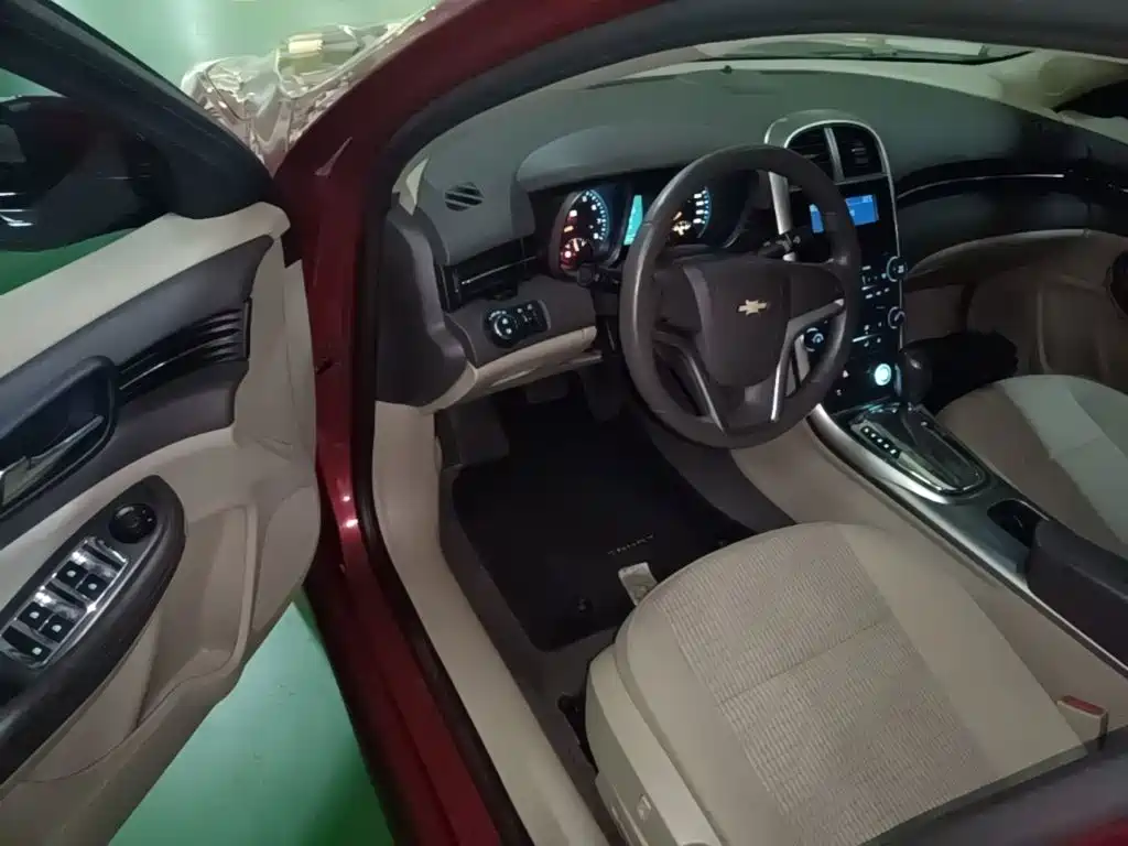 Chevrolet Malibu 2015 — фото 16