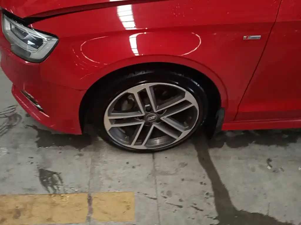 Audi A3 2018 — фото 23