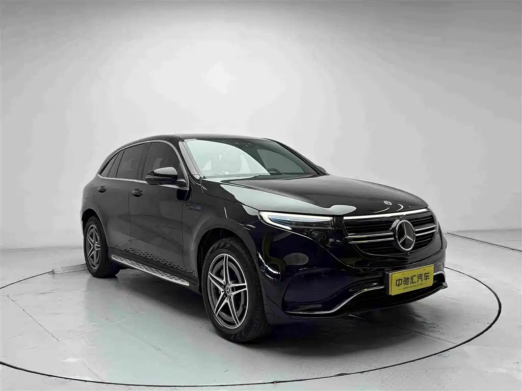 Mercedes-Benz EQC 2022 — фото 3