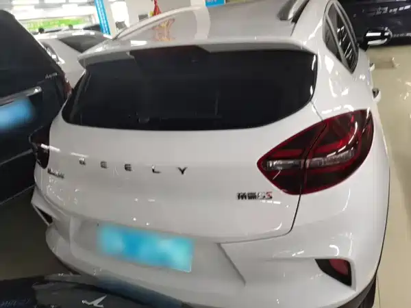 Geely Emgrand GS 2020