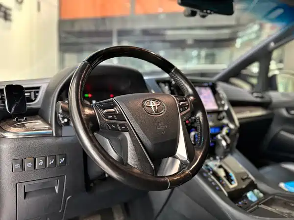 Toyota Alphard 2018