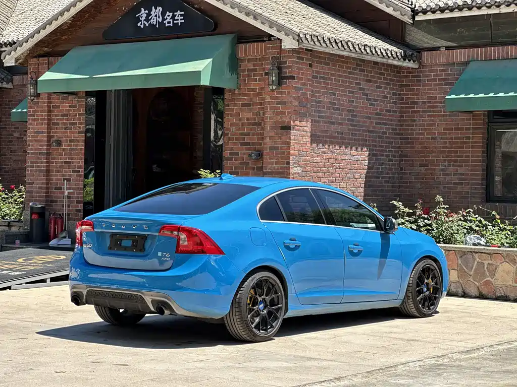 Volvo S60 2017 — фото 6