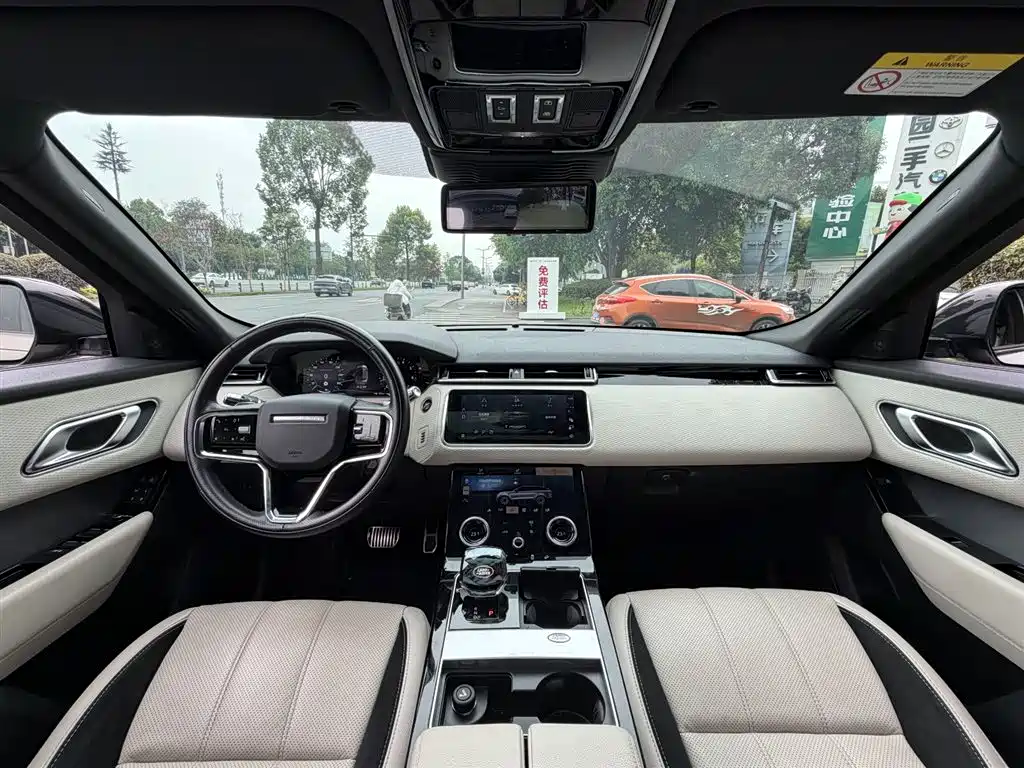 Land Rover Range Rover Velar 2021 — фото 11