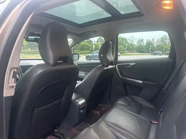 Volvo XC60 2017
