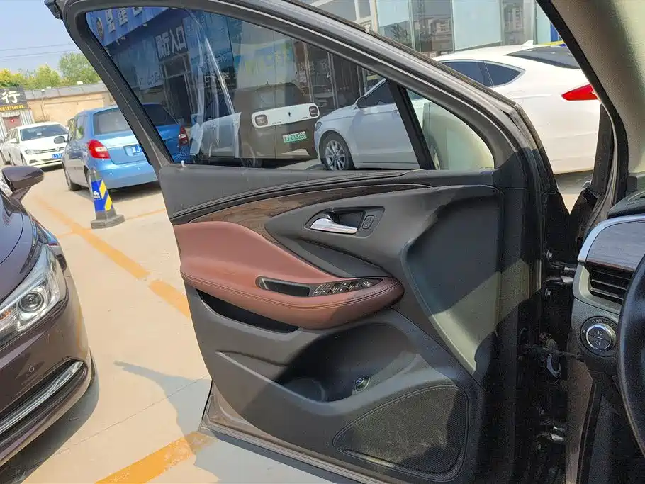 Buick Envision Plus 2018