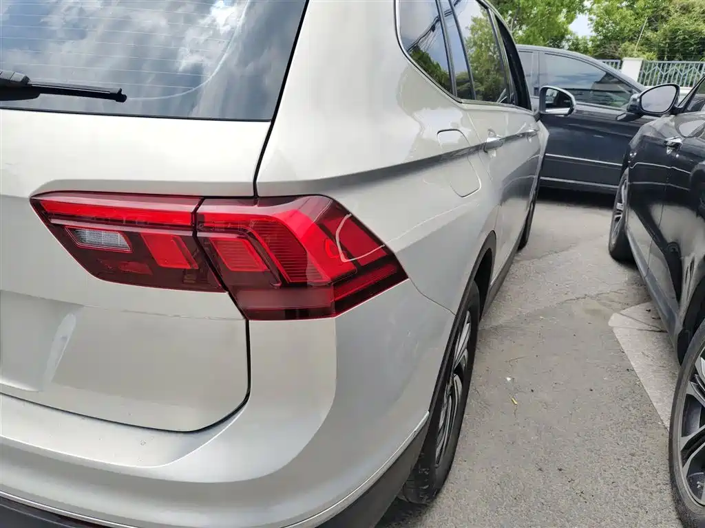 Volkswagen Tiguan L 2025 — фото 24