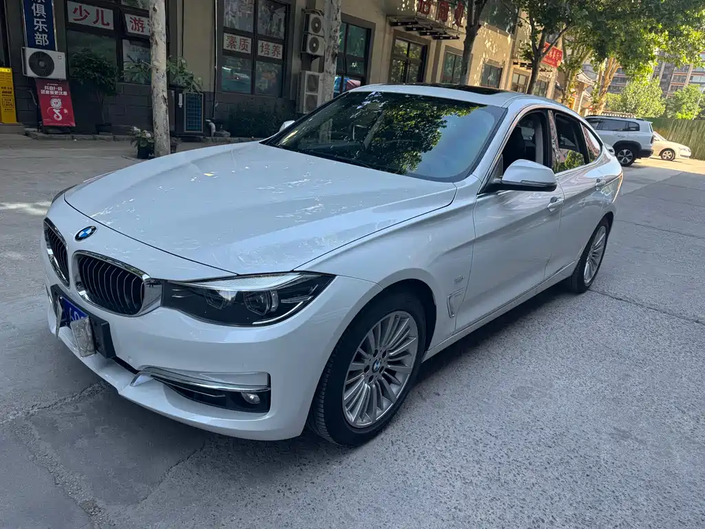 BMW 3 Series GT 2018 — фото 1