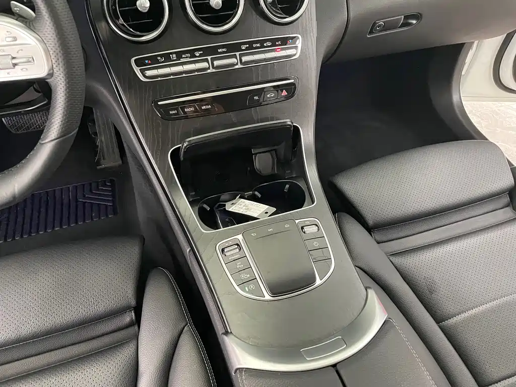 Mercedes-Benz C-Class 2020 — фото 10