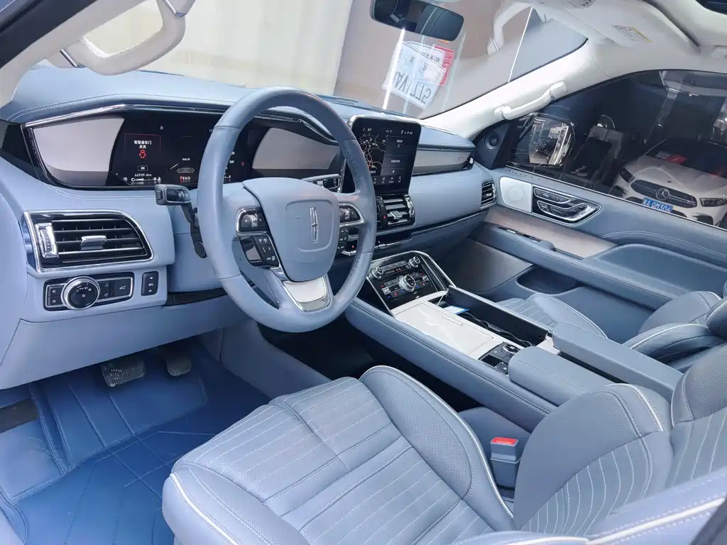 Lincoln Navigator 2020