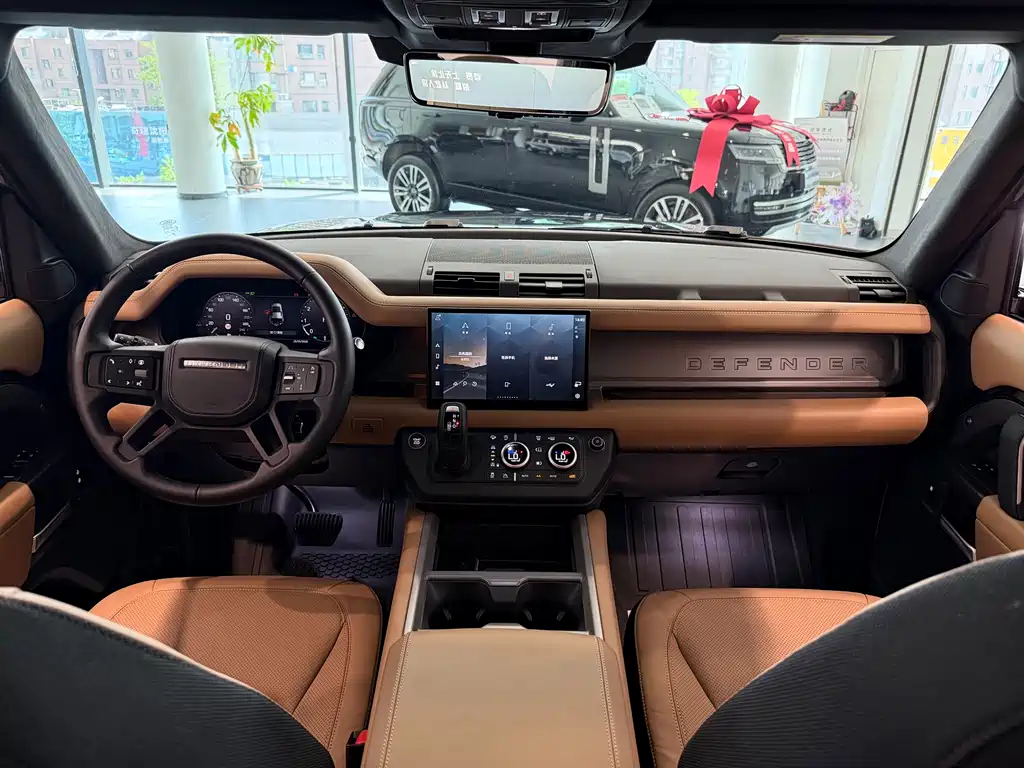 Land Rover Defender 2026 — фото 19