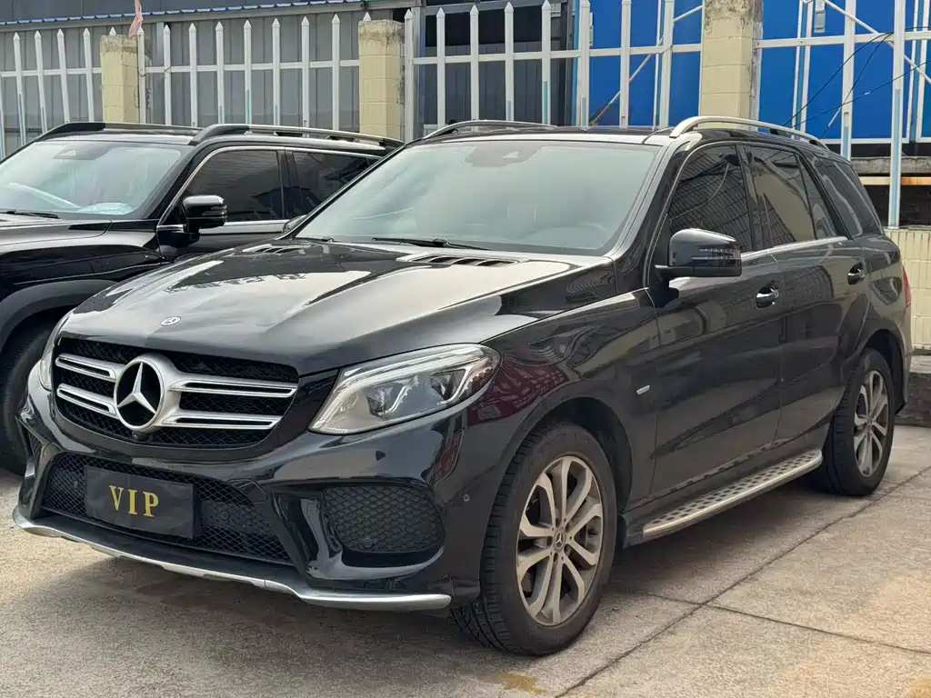 Mercedes-Benz GLE 2019 — фото 1