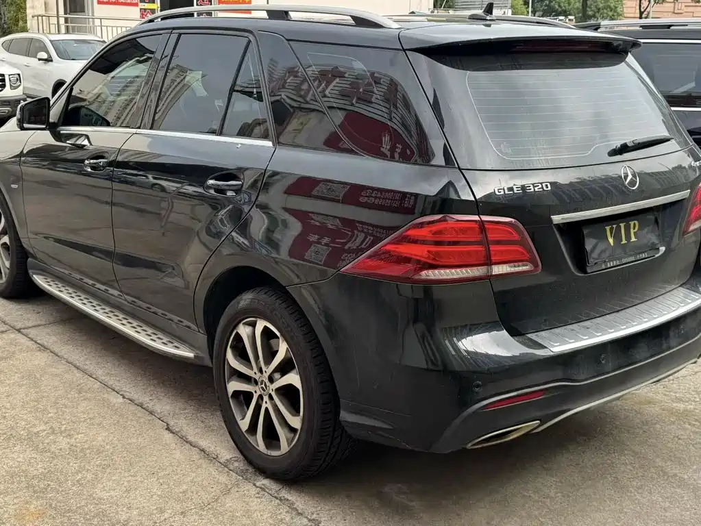 Mercedes-Benz GLE 2019 — фото 3