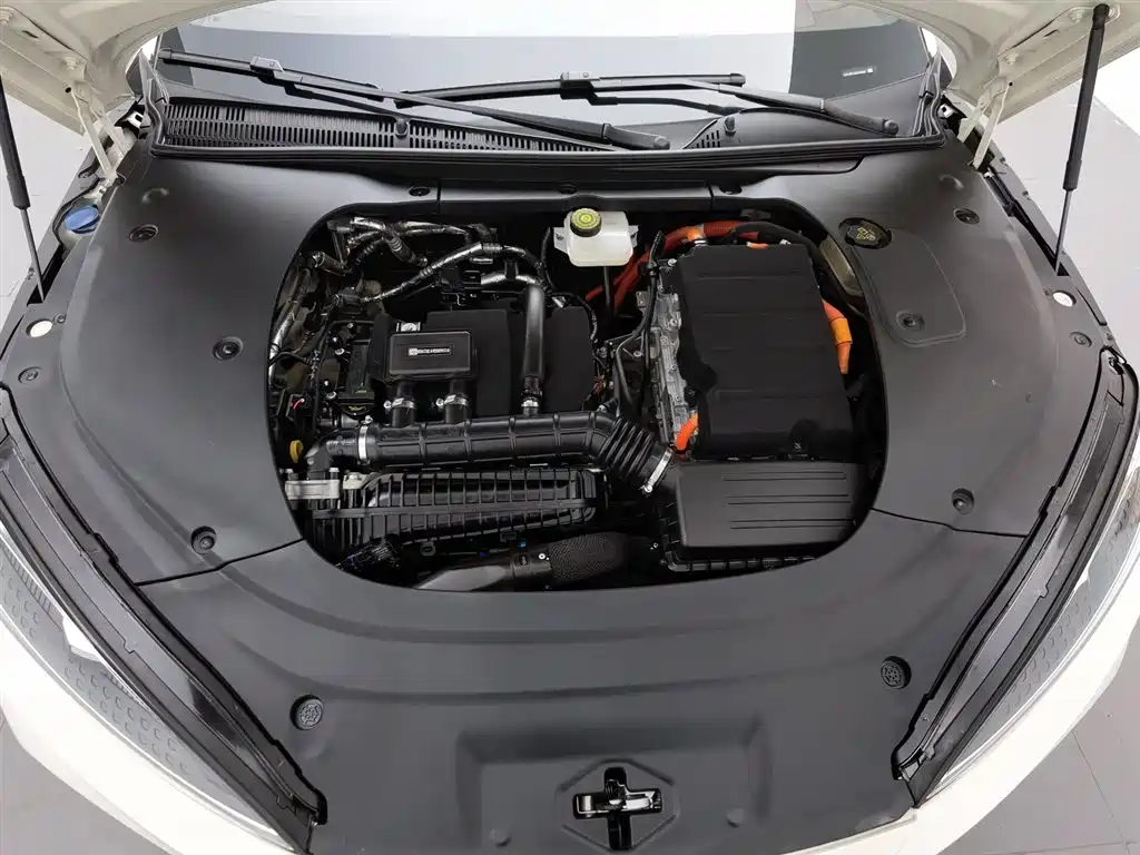BYD Seal 07 DM-i 2025 — фото 6