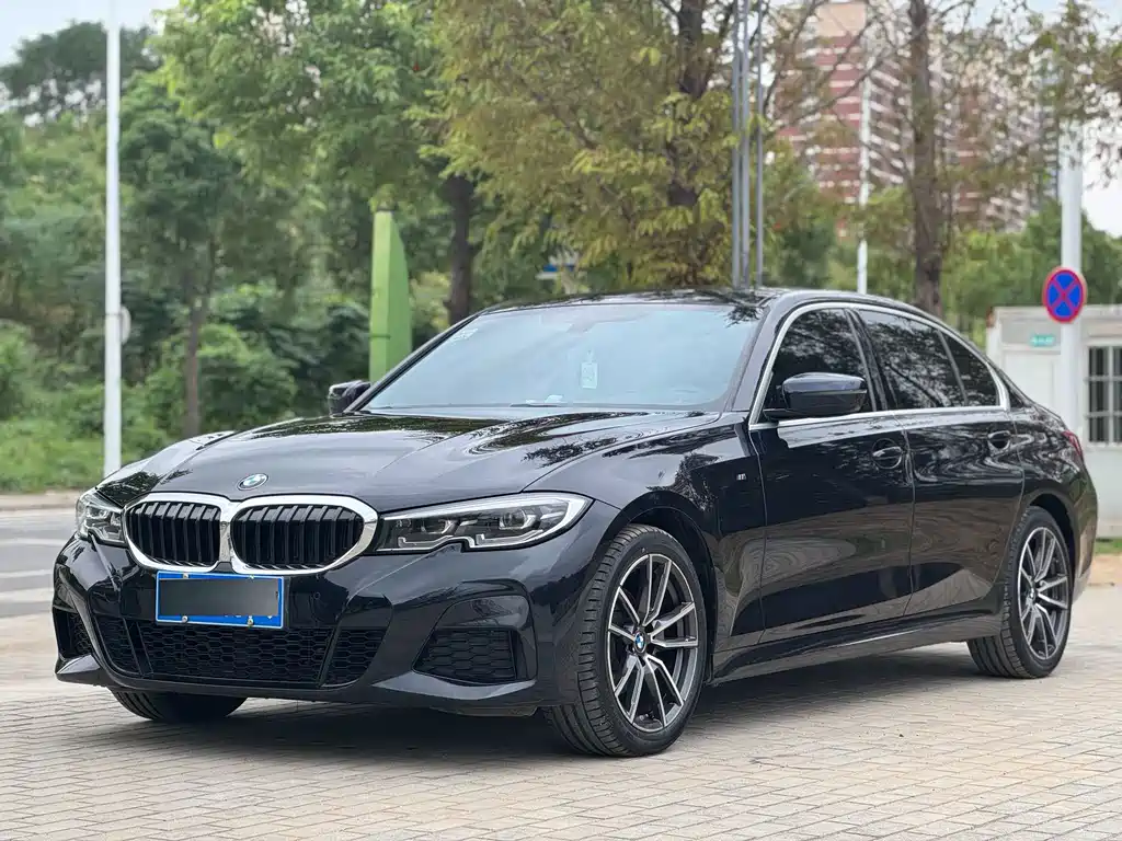 BMW 3 Series 2021