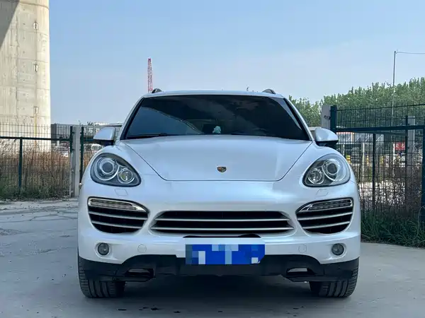 Porsche Cayenne 2014